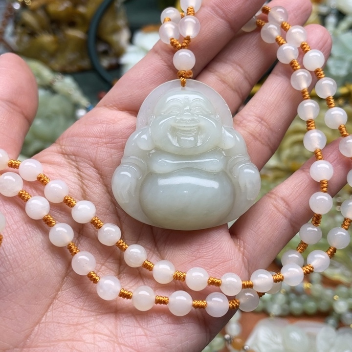 蛇纹石玉吊坠合金