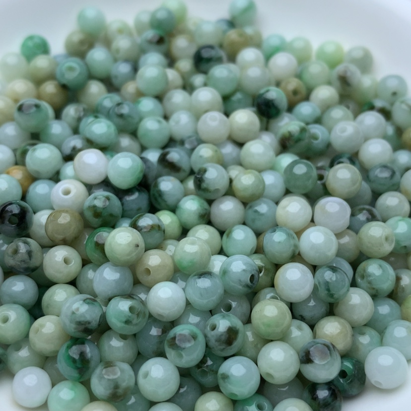 【闪购商品】翡翠手链未镶嵌卡5绿地飘花100颗