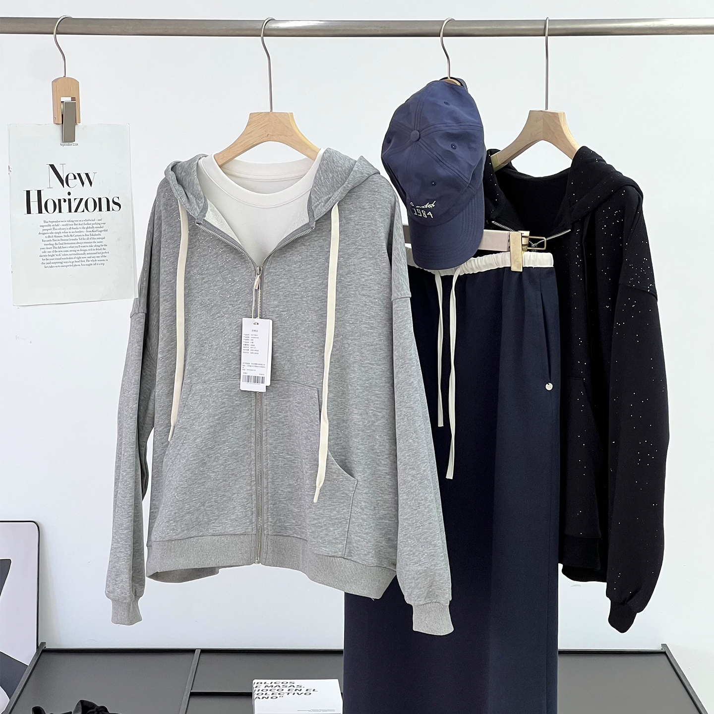 高品质 闭眼入！透气舒适 连帽抽绳亮片设计感百搭外套女