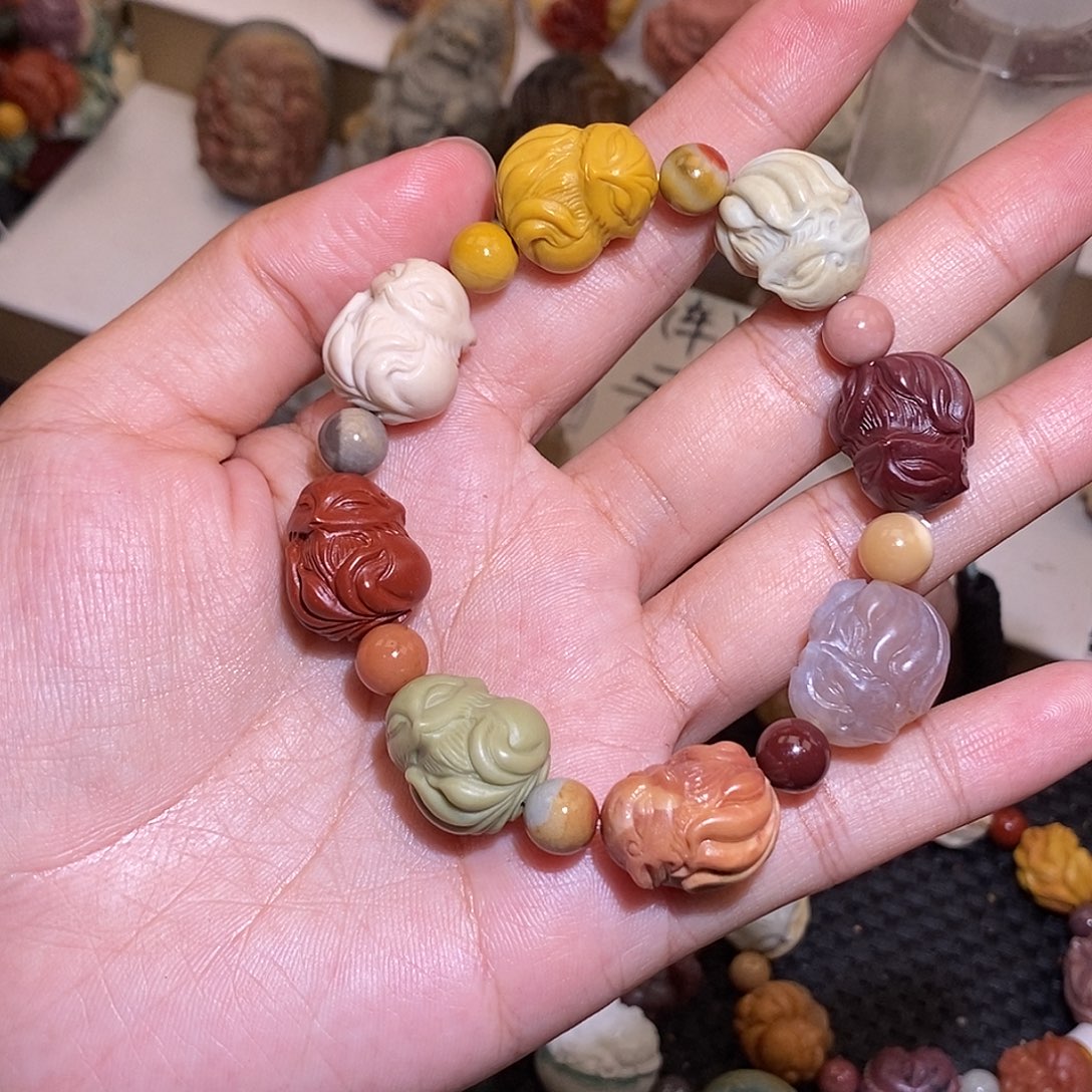 石英质玉（阿拉善玉）未镶嵌手链