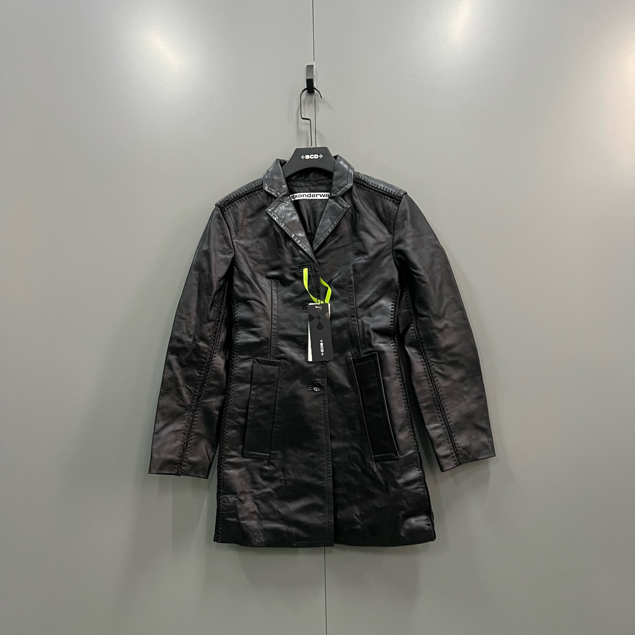 95新  （bb）121 alexander wang 黑色翻领拼接皮衣外套