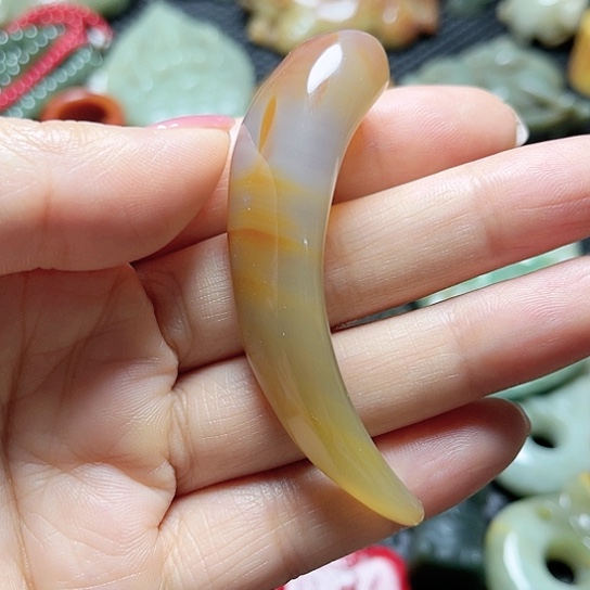 白玉菩提吊坠摆件