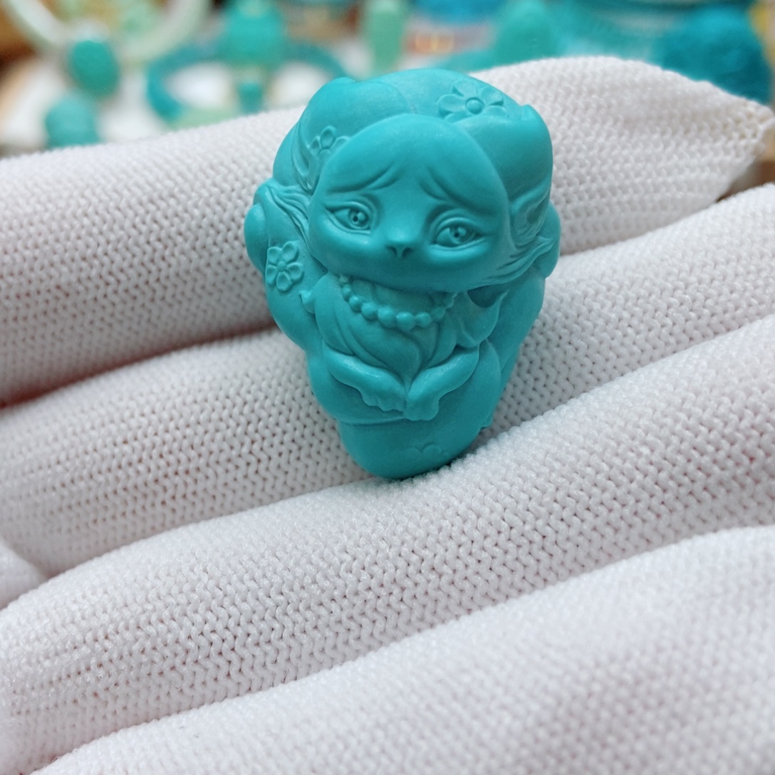 绿松石未镶嵌九尾狐