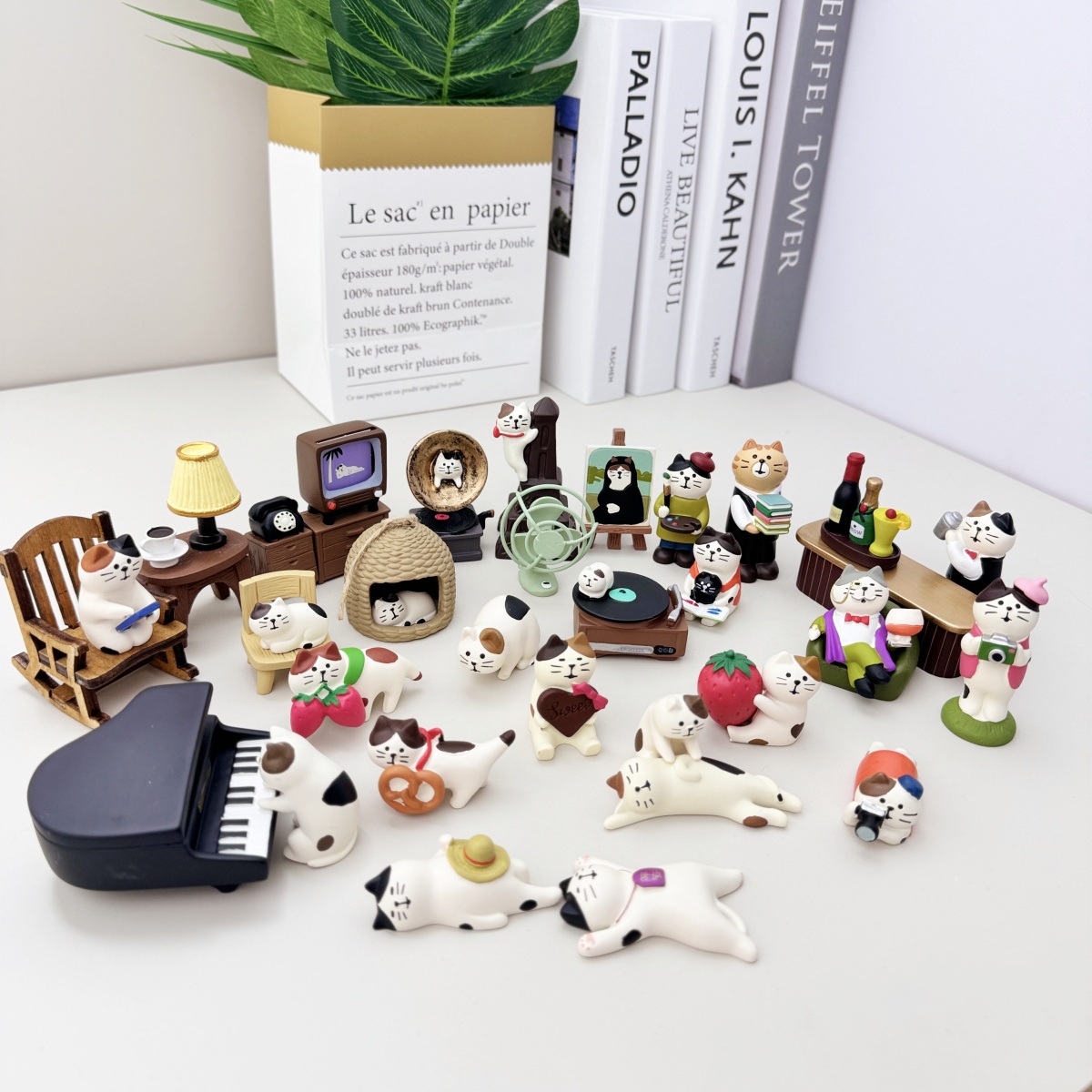 治愈系迷你可爱树脂日式猫小摆件桌面车载装饰品场景布置女生礼物