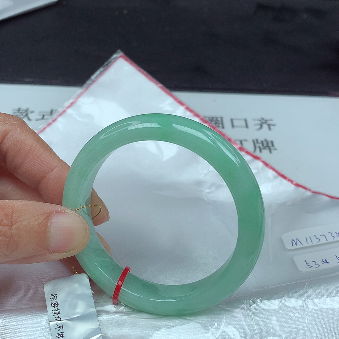 翡翠手镯未镶嵌53圈3734