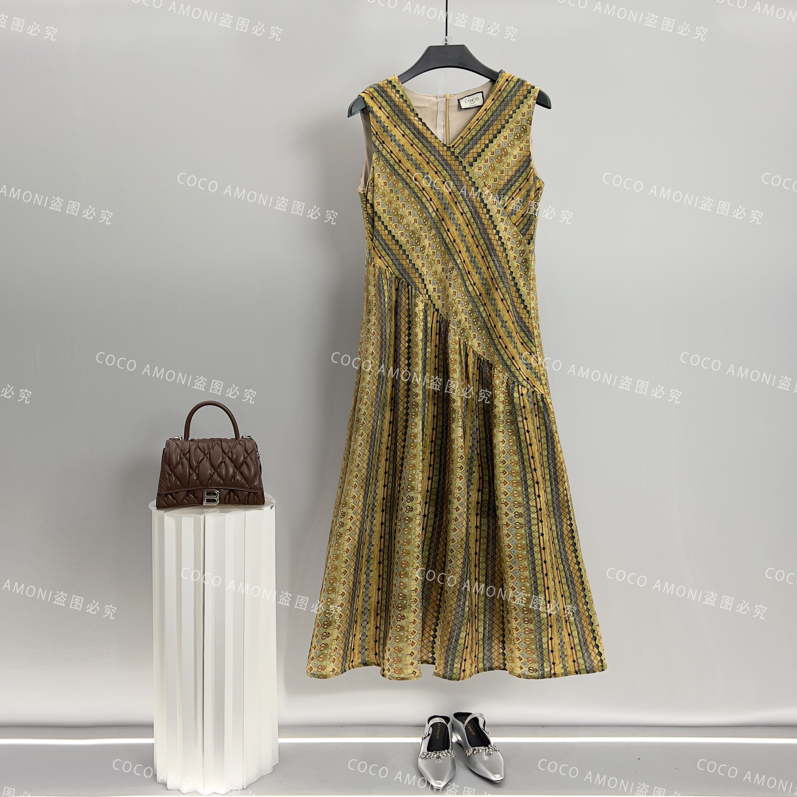 [曼姐]设计师时尚夏日女装拼接碎花减龄显瘦气质连衣裙WX1115