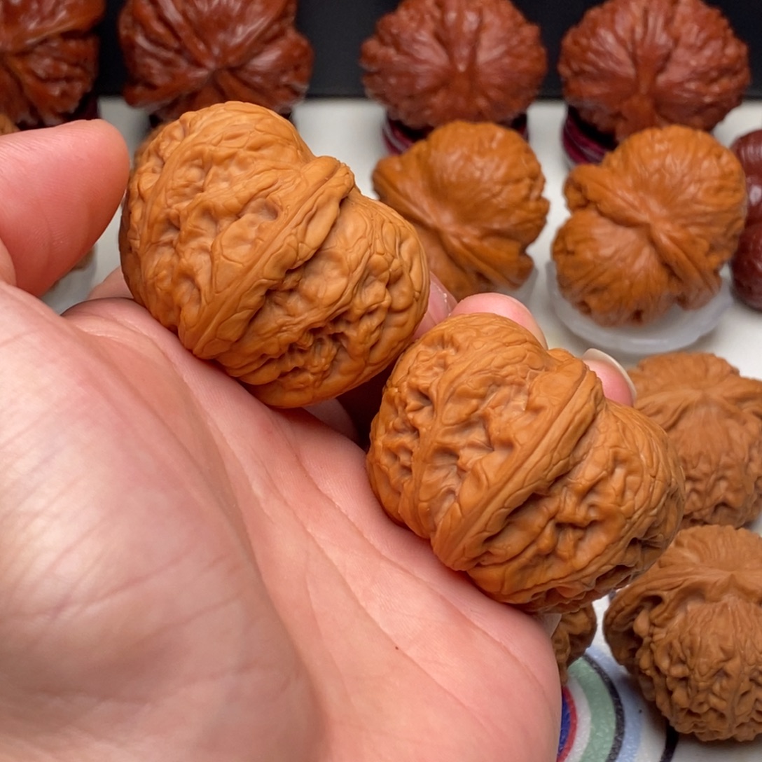 用***2文玩核桃把件元宝