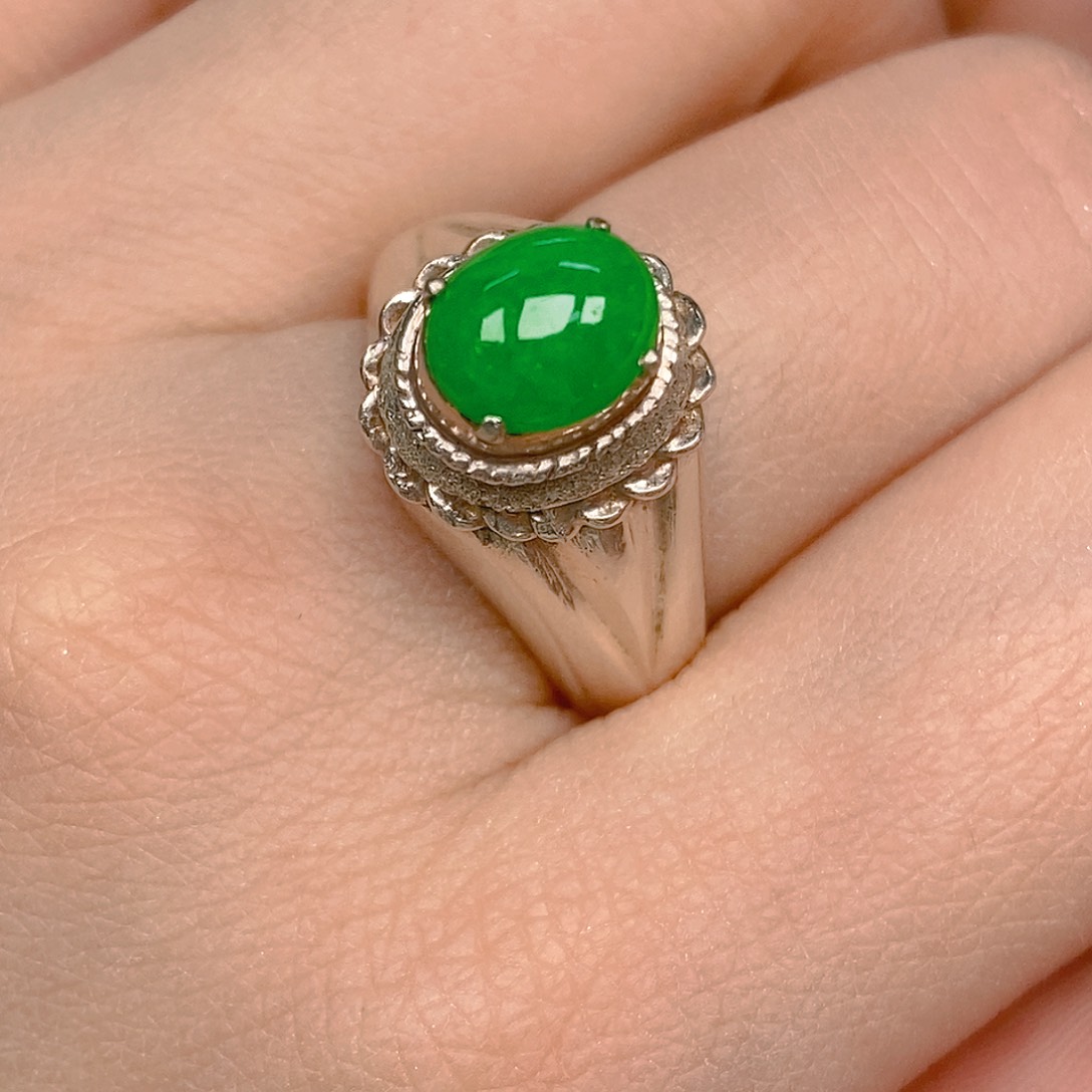 翡翠戒指未镶嵌翡翠