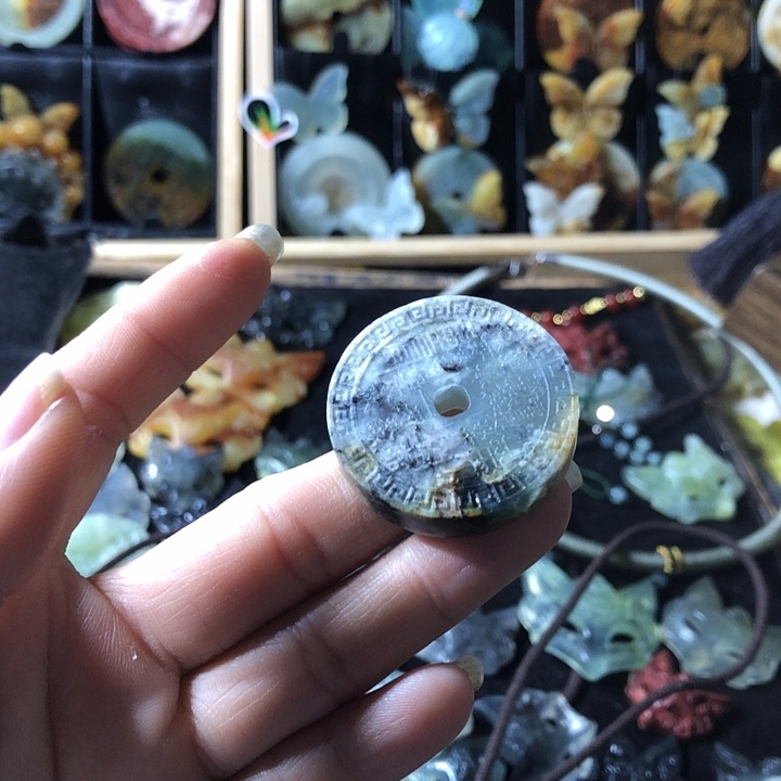 岫玉未镶嵌岫玉挂件