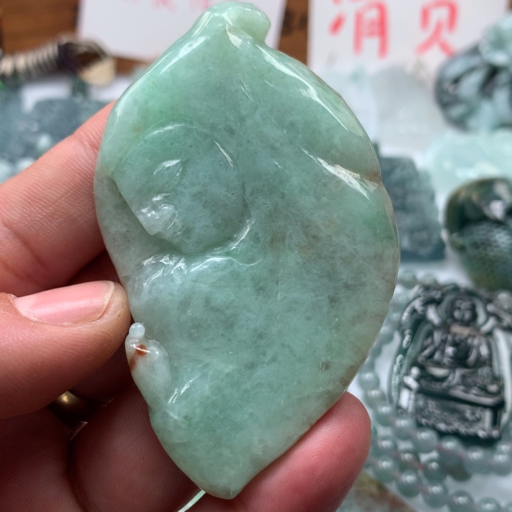 翡翠颈饰未镶嵌保真天然A货翡翠