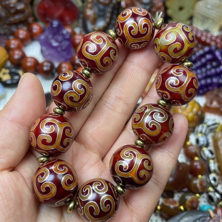 玛瑙/玉髓颈饰未镶嵌