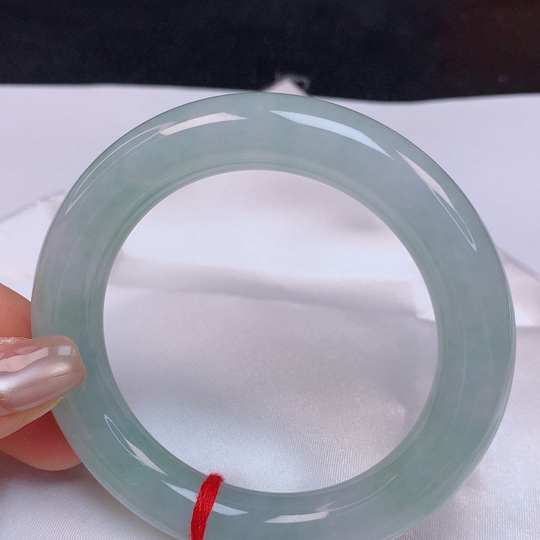 【闪购商品】翡翠手镯未镶嵌56圆条手镯