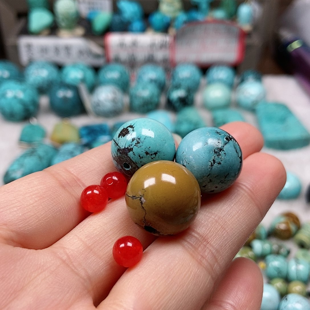 南红玛瑙未镶嵌珠宝半成品?****