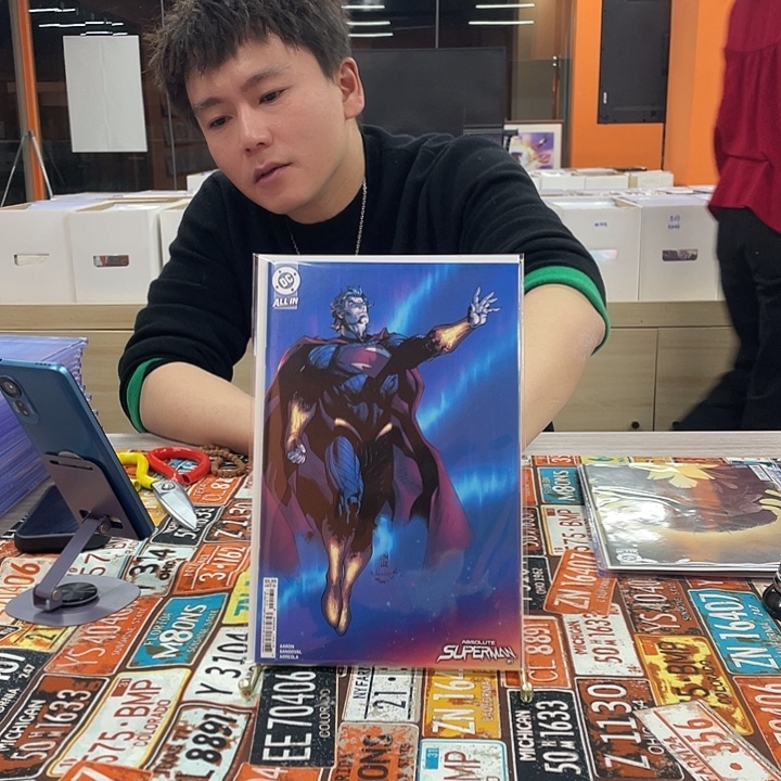 纸吉姆李绝对超人第一期