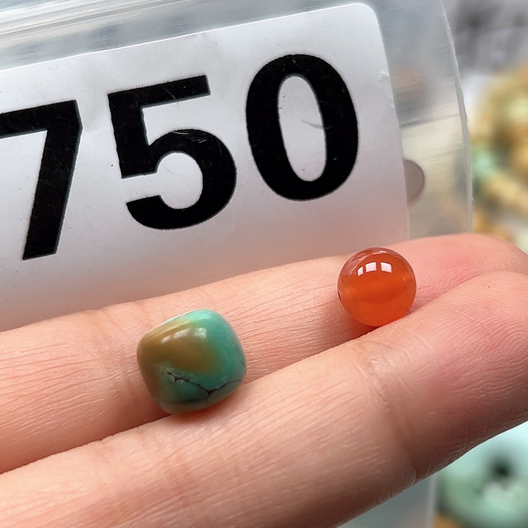 南红玛瑙未镶嵌颈饰