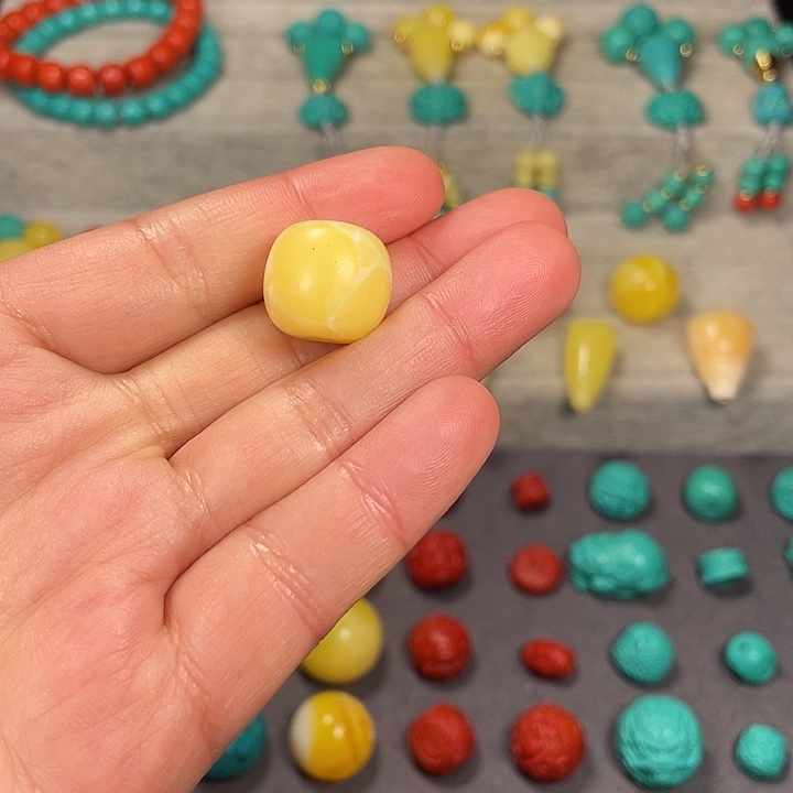 +***1蜜蜡未镶嵌裸石14