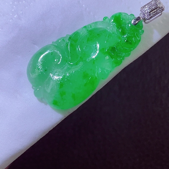 定制翡翠未镶嵌翡翠