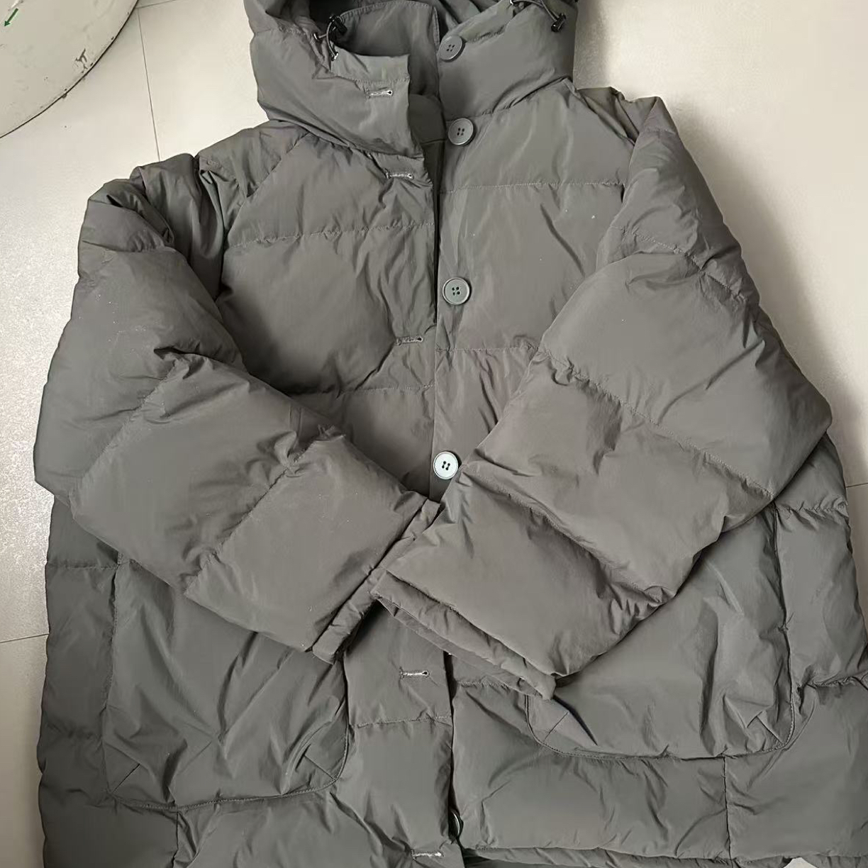 山茶｜休闲带帽中长款简约女士加厚保暖冬季外套