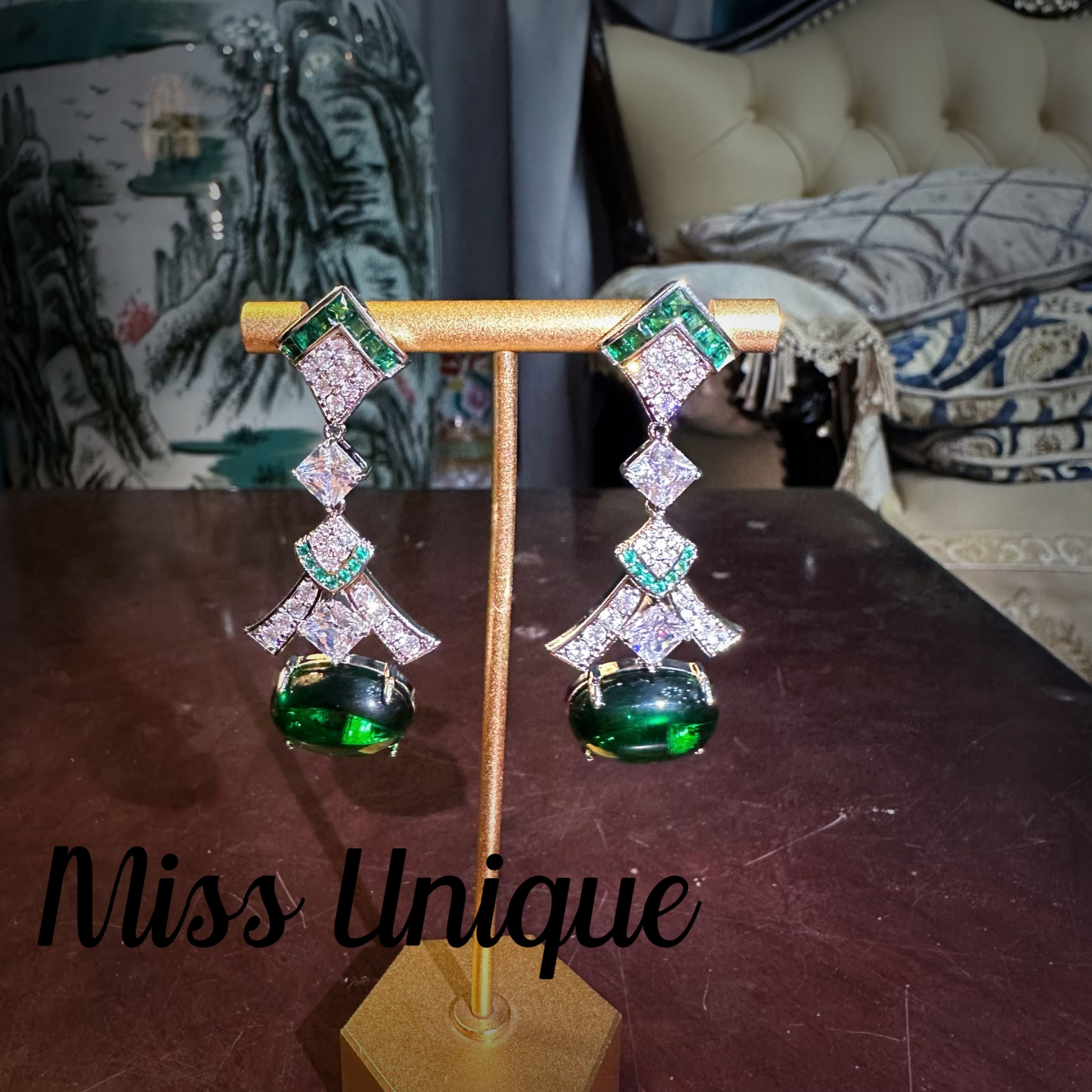  B1746绿色椭圆长款扇形耳环