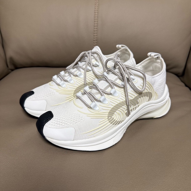 95新 GUCCI/古驰 41.5码/95新/gucci古驰/run休闲运动鞋