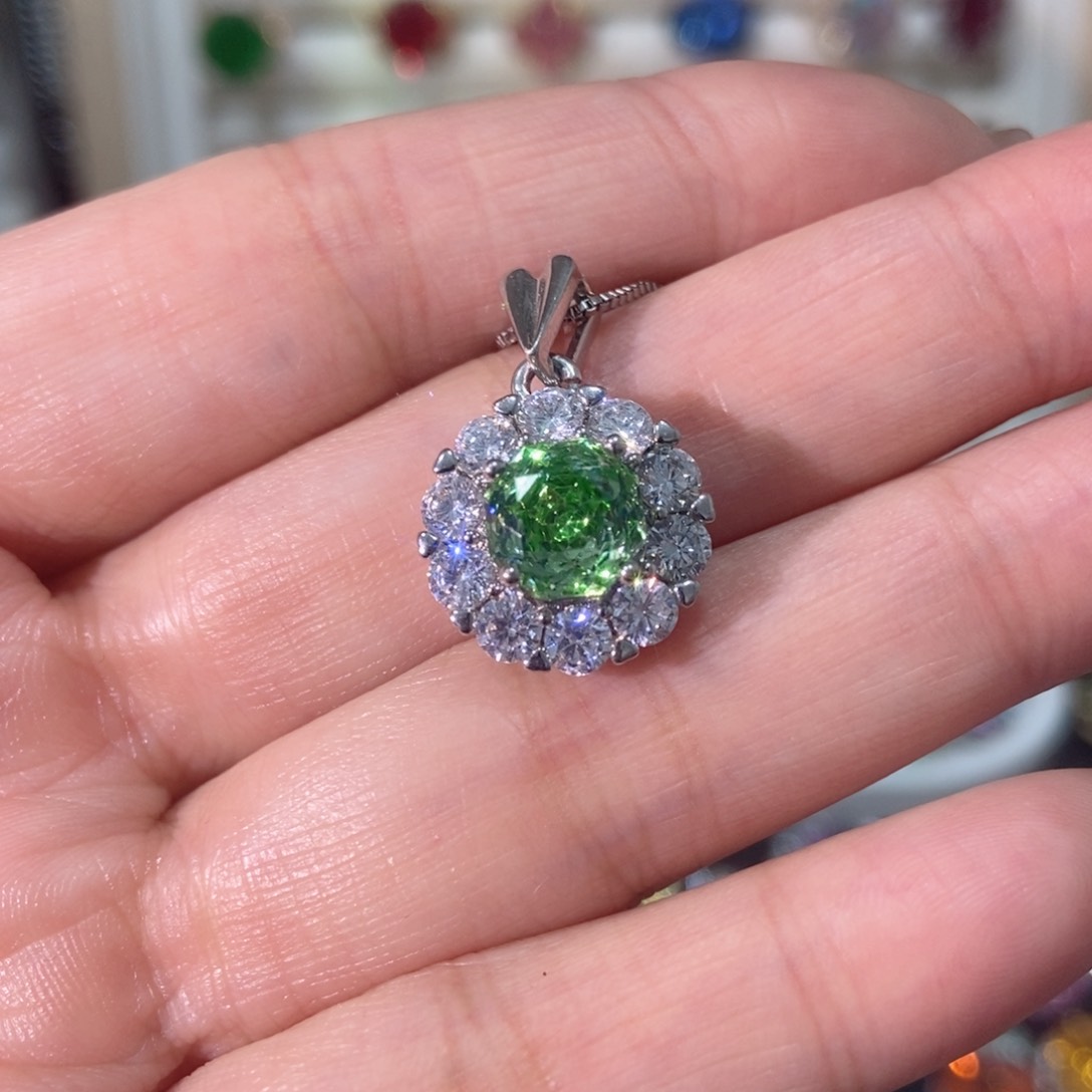 66锆石（处理）吊坠