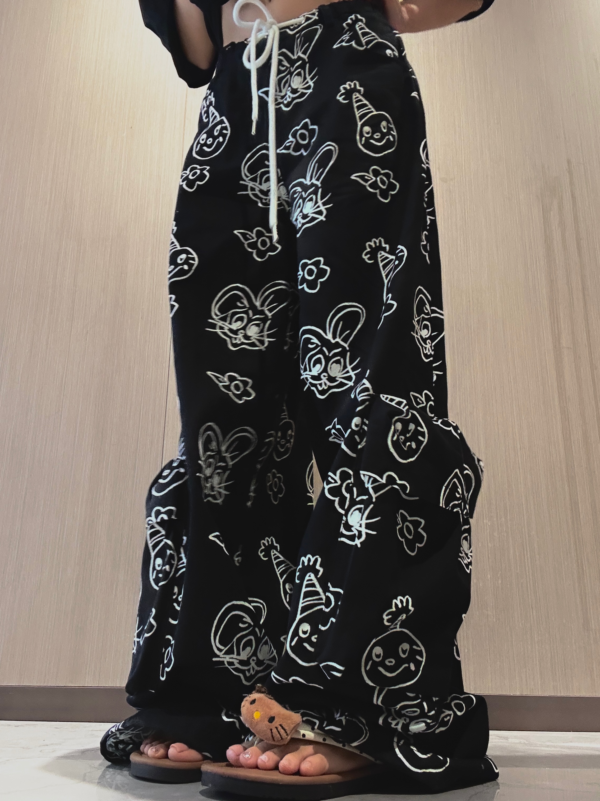 Run菲菲美式黑白涂鸦慵懒拖地裤宽松阔腿休闲裤