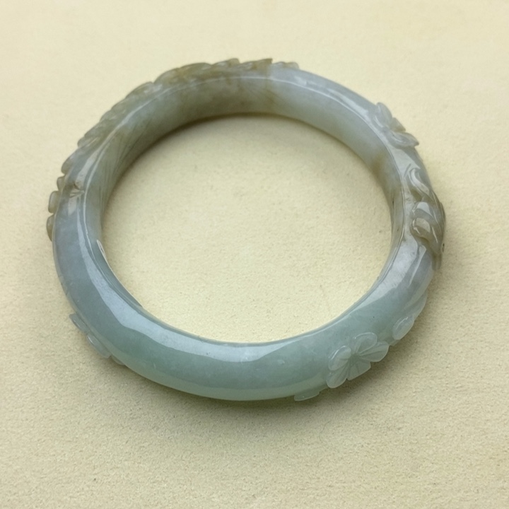 翡翠未镶嵌手镯55.8圈