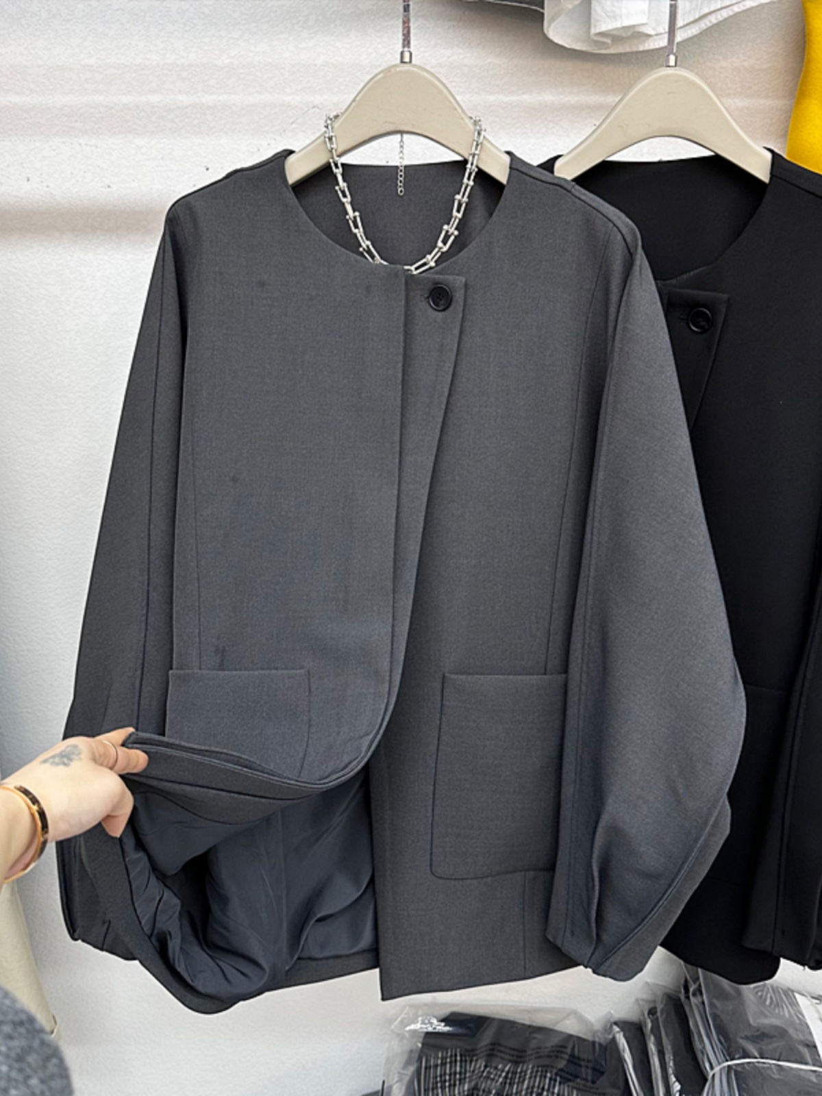 全额运补秋装新款欧韩货大码阔版设计感小众拼接中长款休闲西装