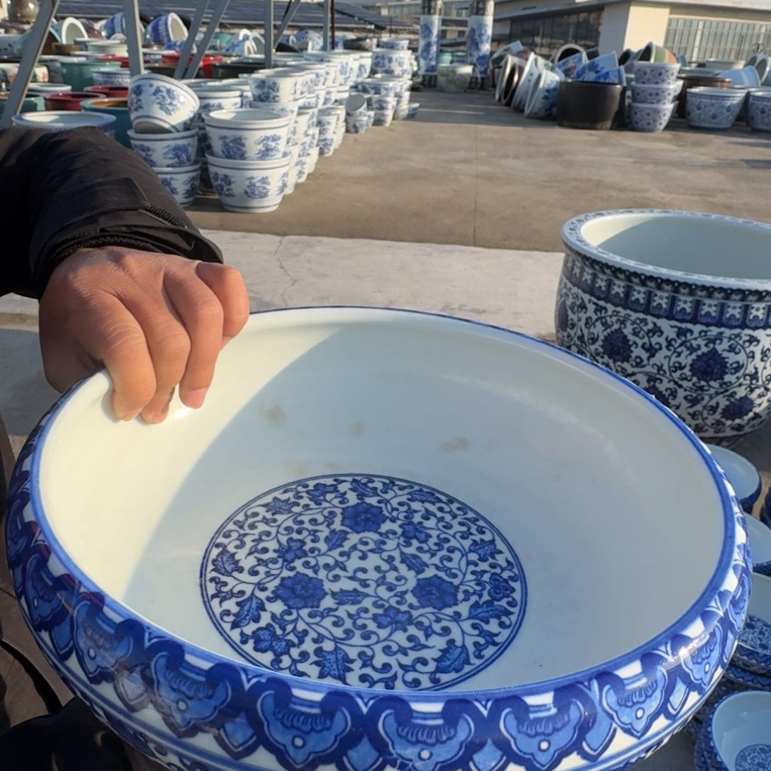 瓷片直径28，高9。。