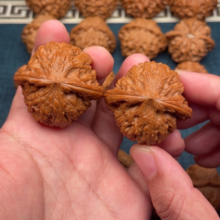 把件文玩核桃全品无修山地红皮磨盘41