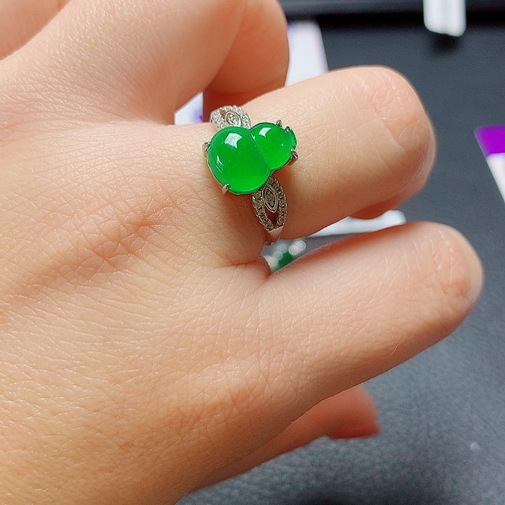 银S925镶嵌戒指翡翠