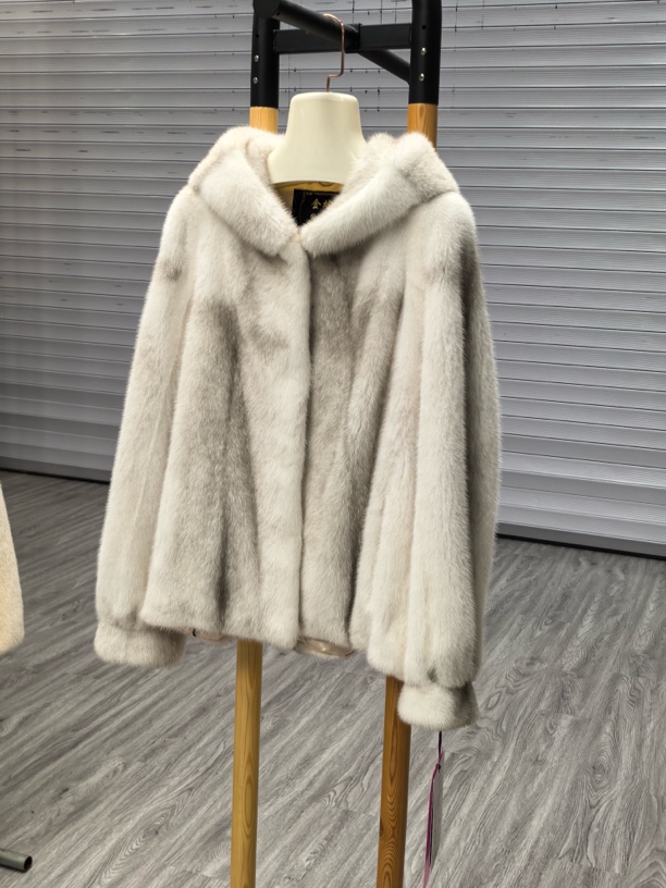 237款貂皮大衣外套