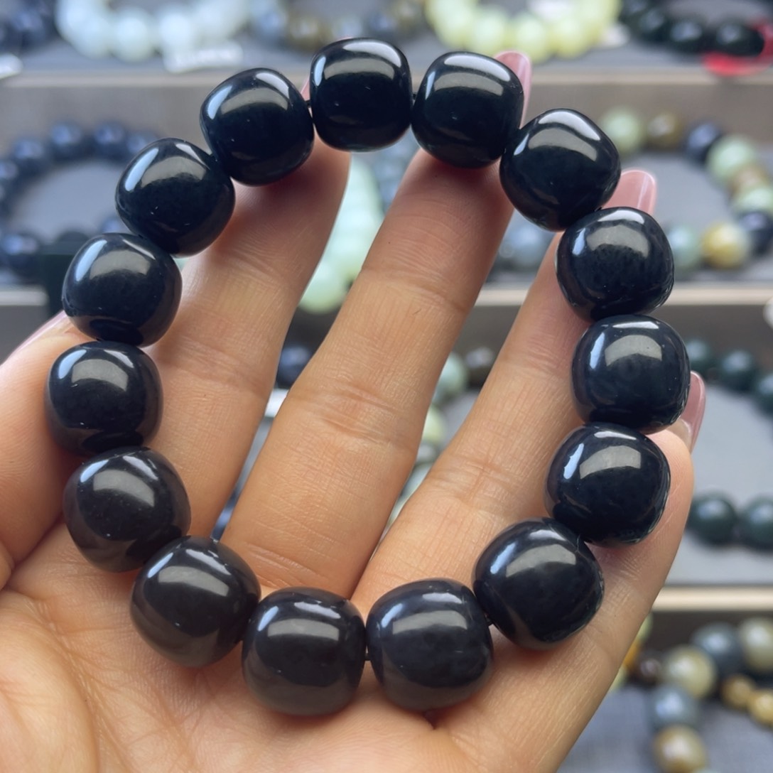 手链未镶嵌和田玉