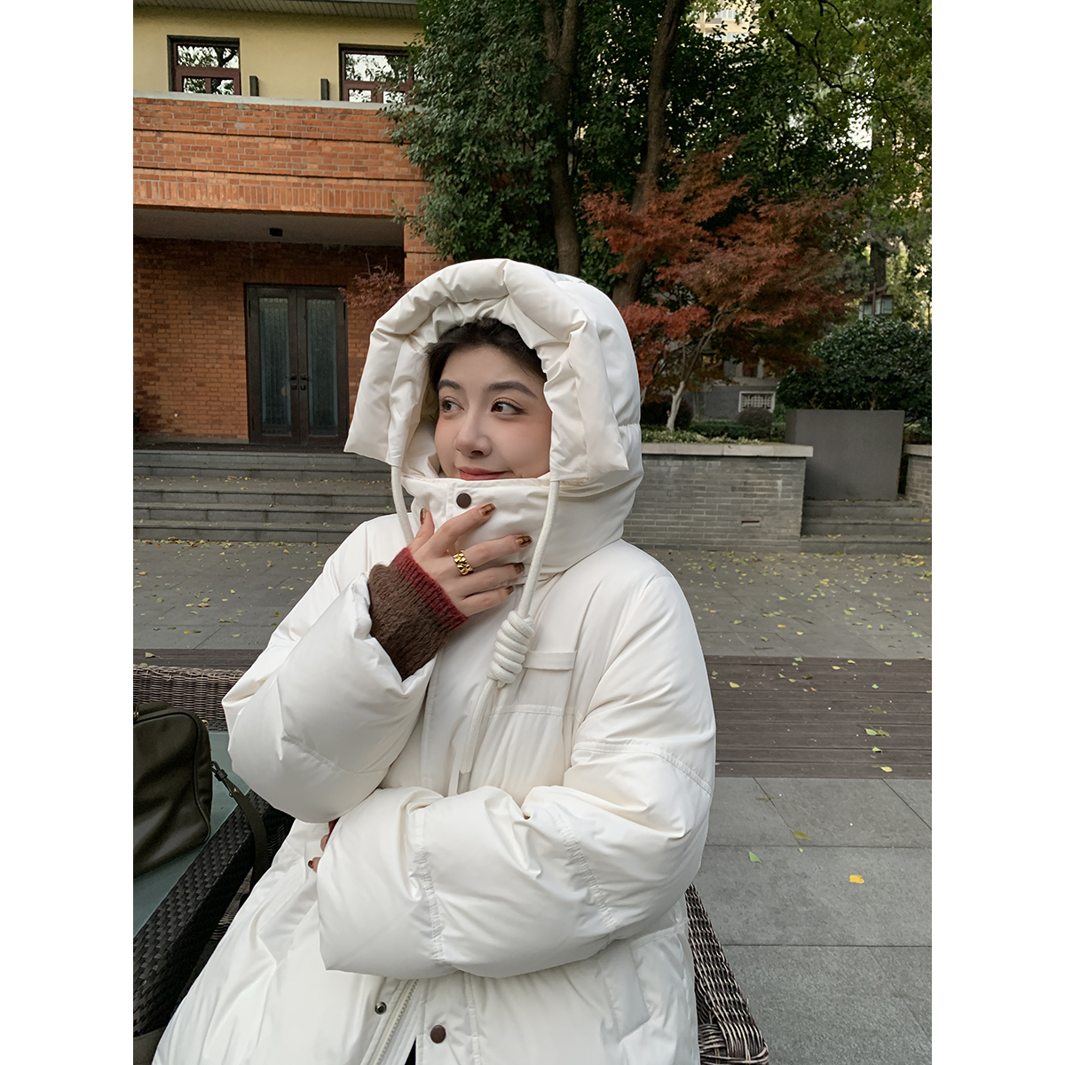 李洒洒子SaSa 保暖加厚长款羽绒服女2024新款连帽大被子外套抗寒
