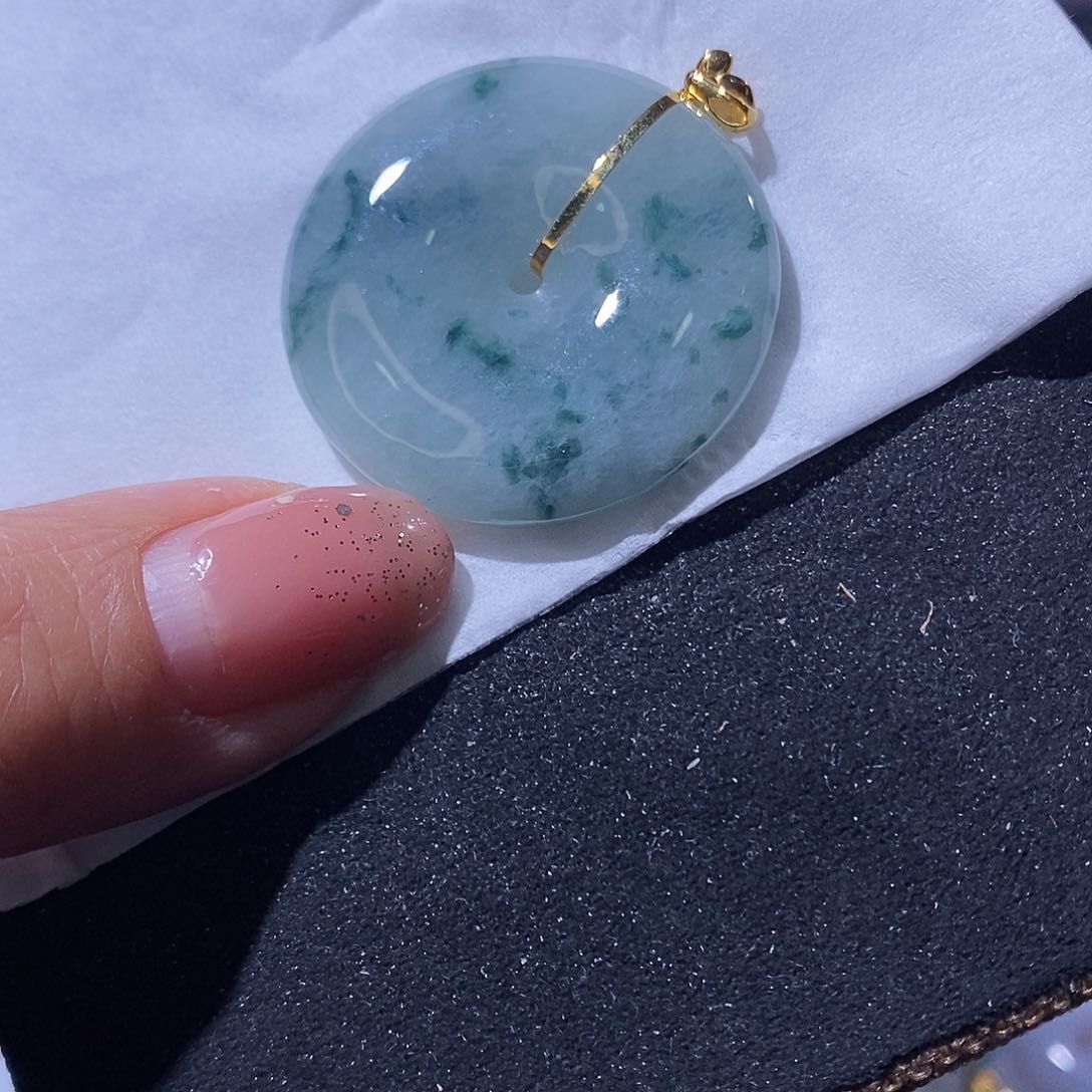 翡翠吊坠(不含链)18K金镶嵌