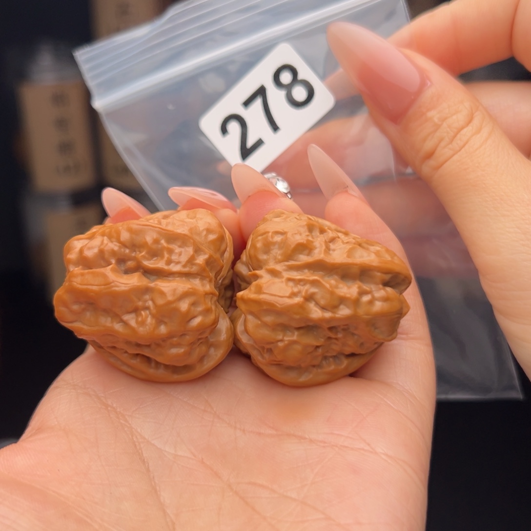 l***.吊坠文玩核桃三角蛤蟆头