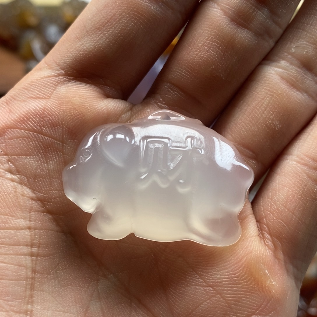 玛瑙/玉髓未镶嵌颈饰