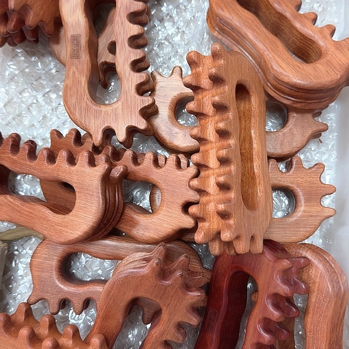 红檀木中号豆豆推板瑕疵