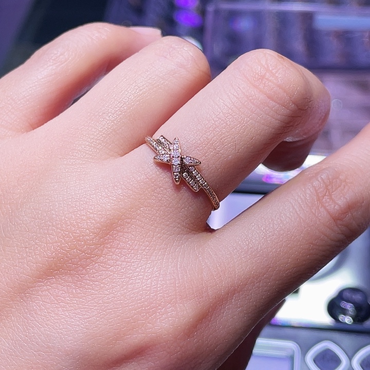 钻石戒指/指环18K金镶嵌