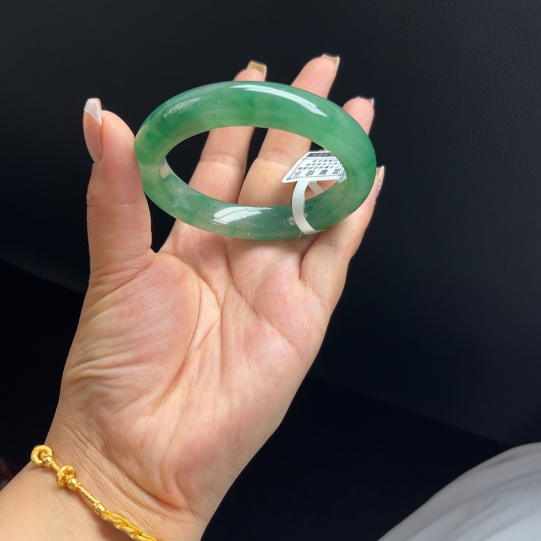 未镶嵌手镯石英质玉非洲翠57