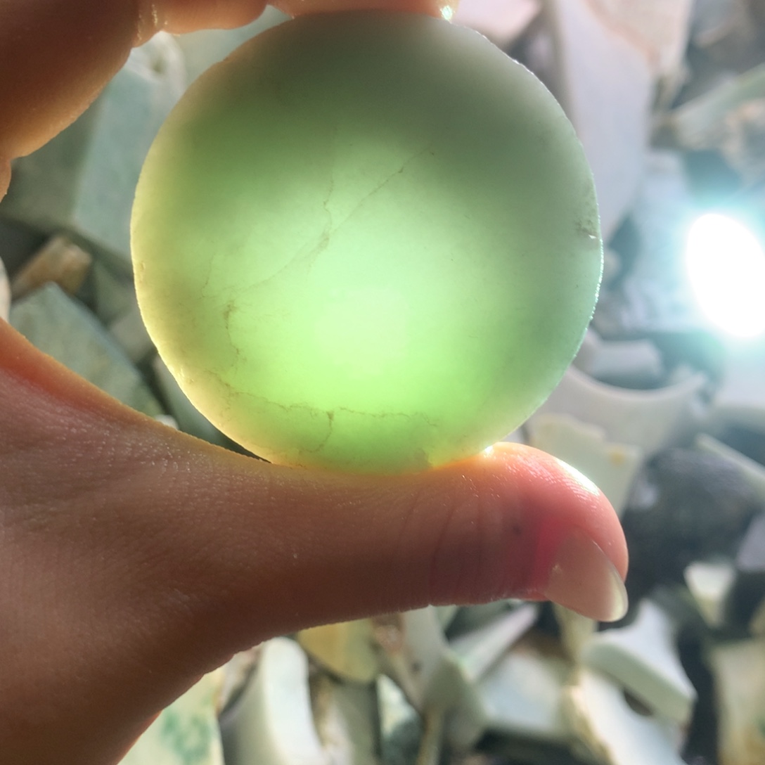 翡翠颈饰未镶嵌缅甸