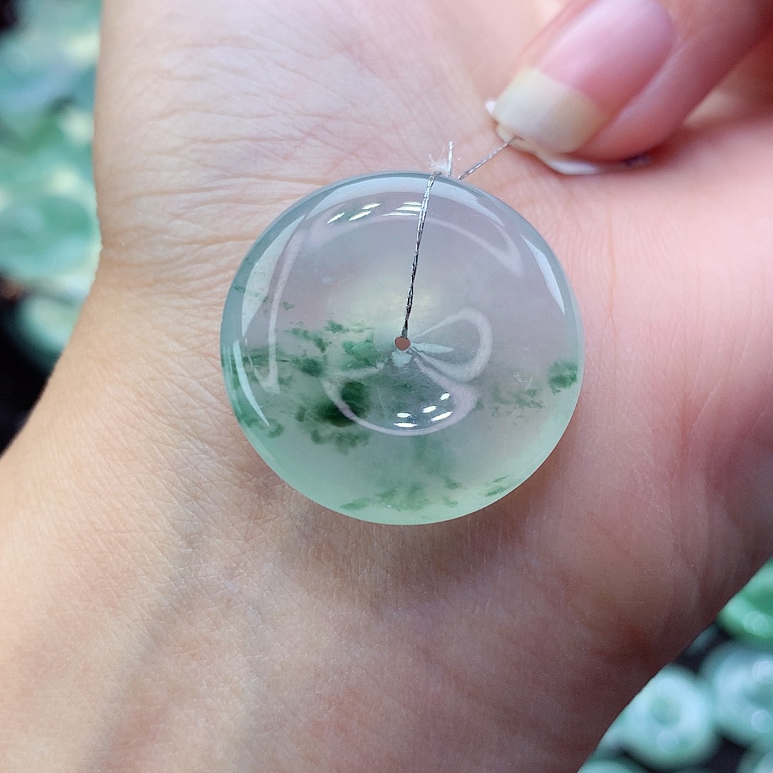 翡翠颈饰未镶嵌47尺寸25.5-6.2