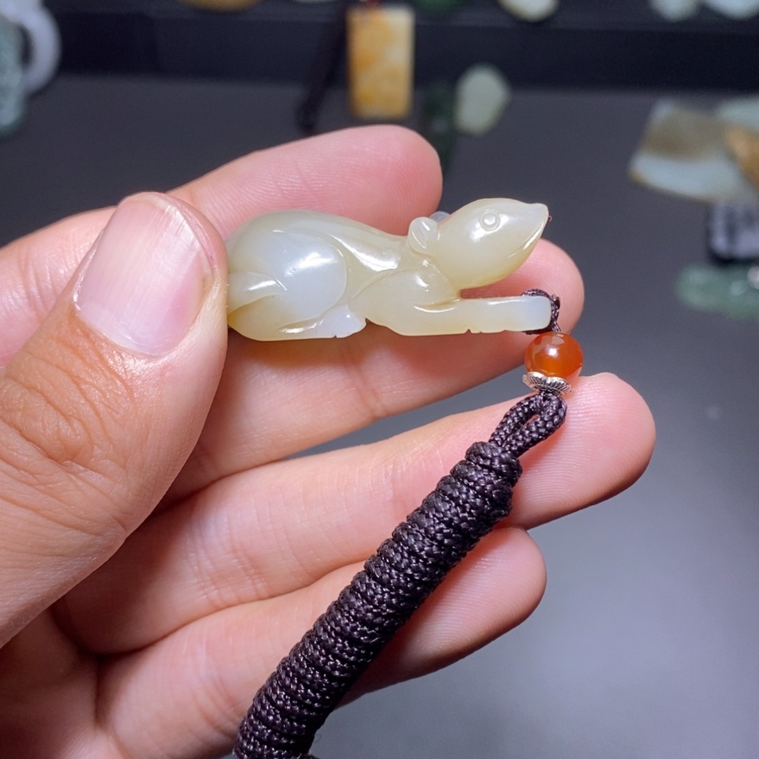 颈饰未镶嵌和田玉