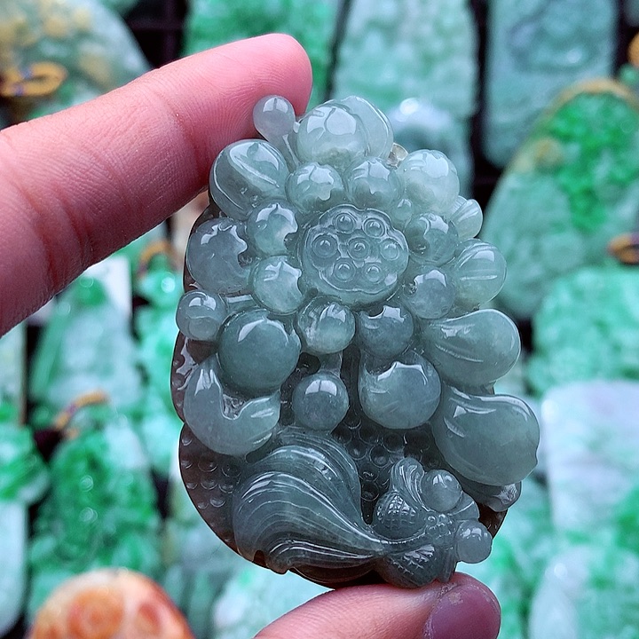 翡翠吊坠(不含链)未镶嵌