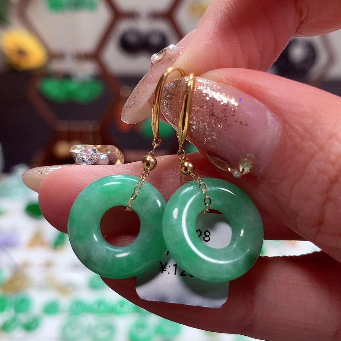 翡翠耳饰18K金镶嵌天然翡翠