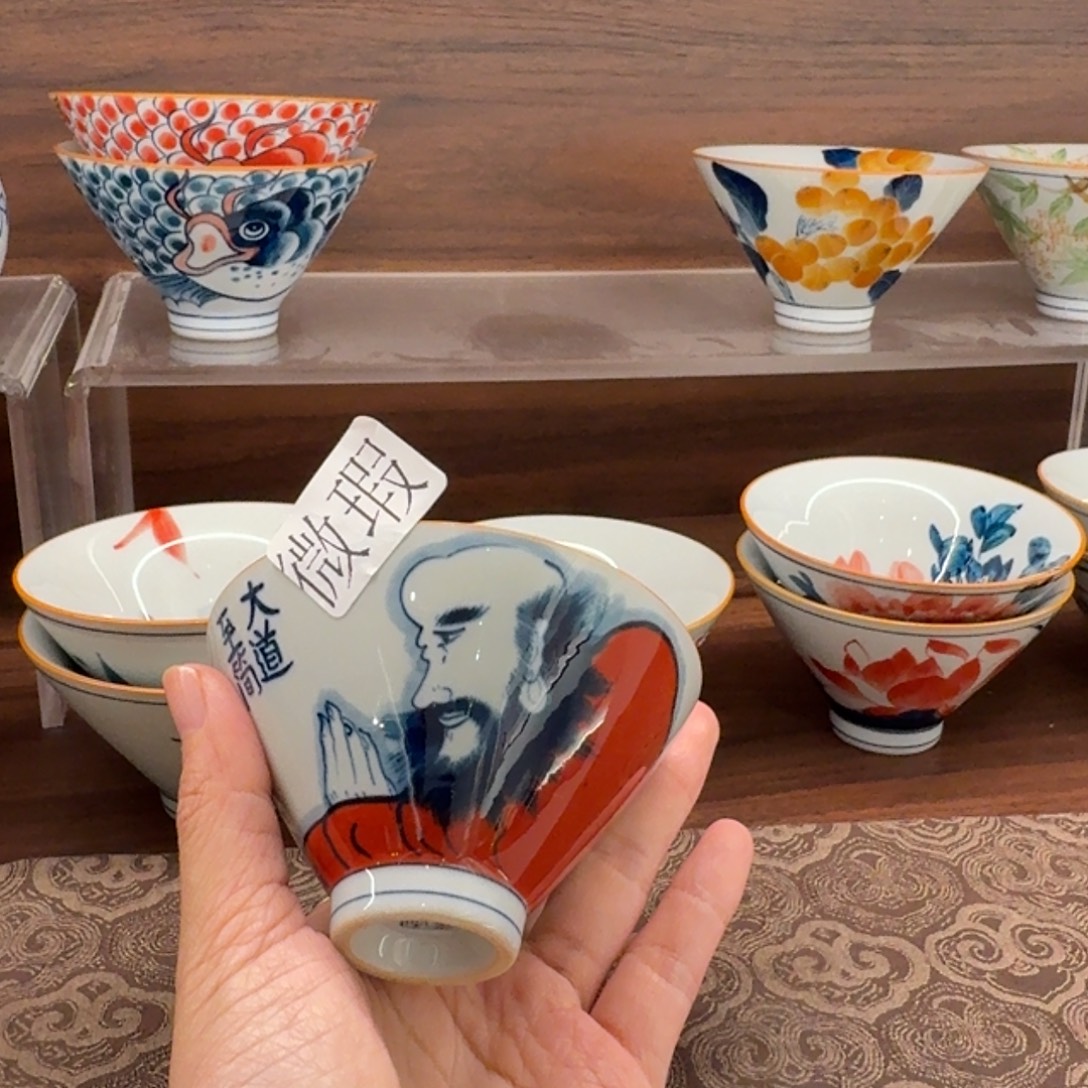 釉下手绘茶具微瑕