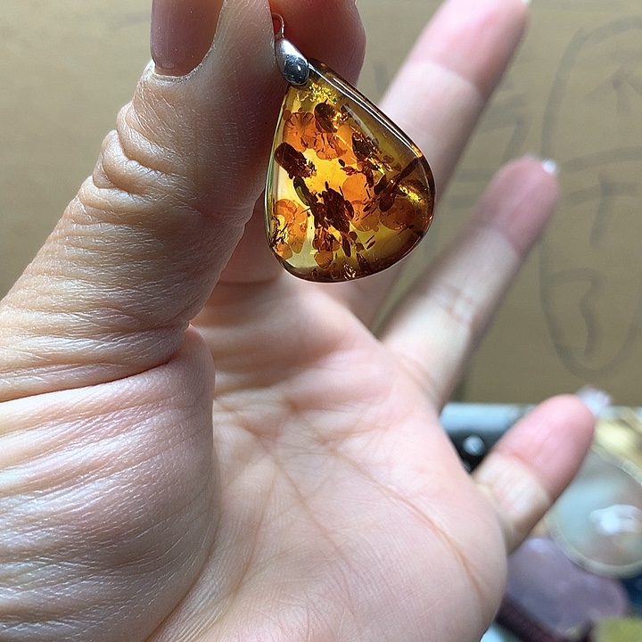 水晶水晶吊坠未镶嵌啾***社