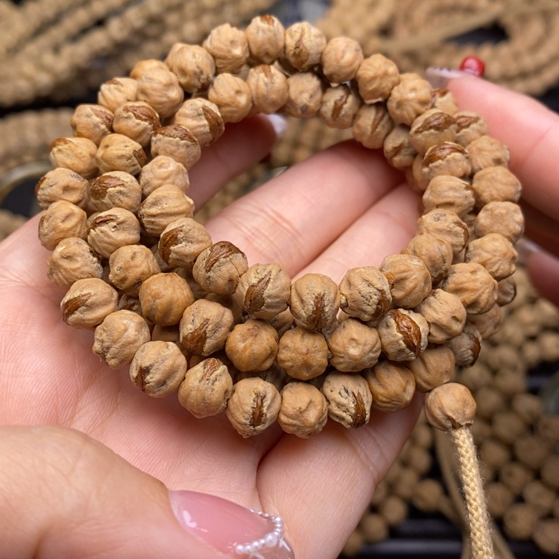 柏香籽/百香籽吊坠汐*