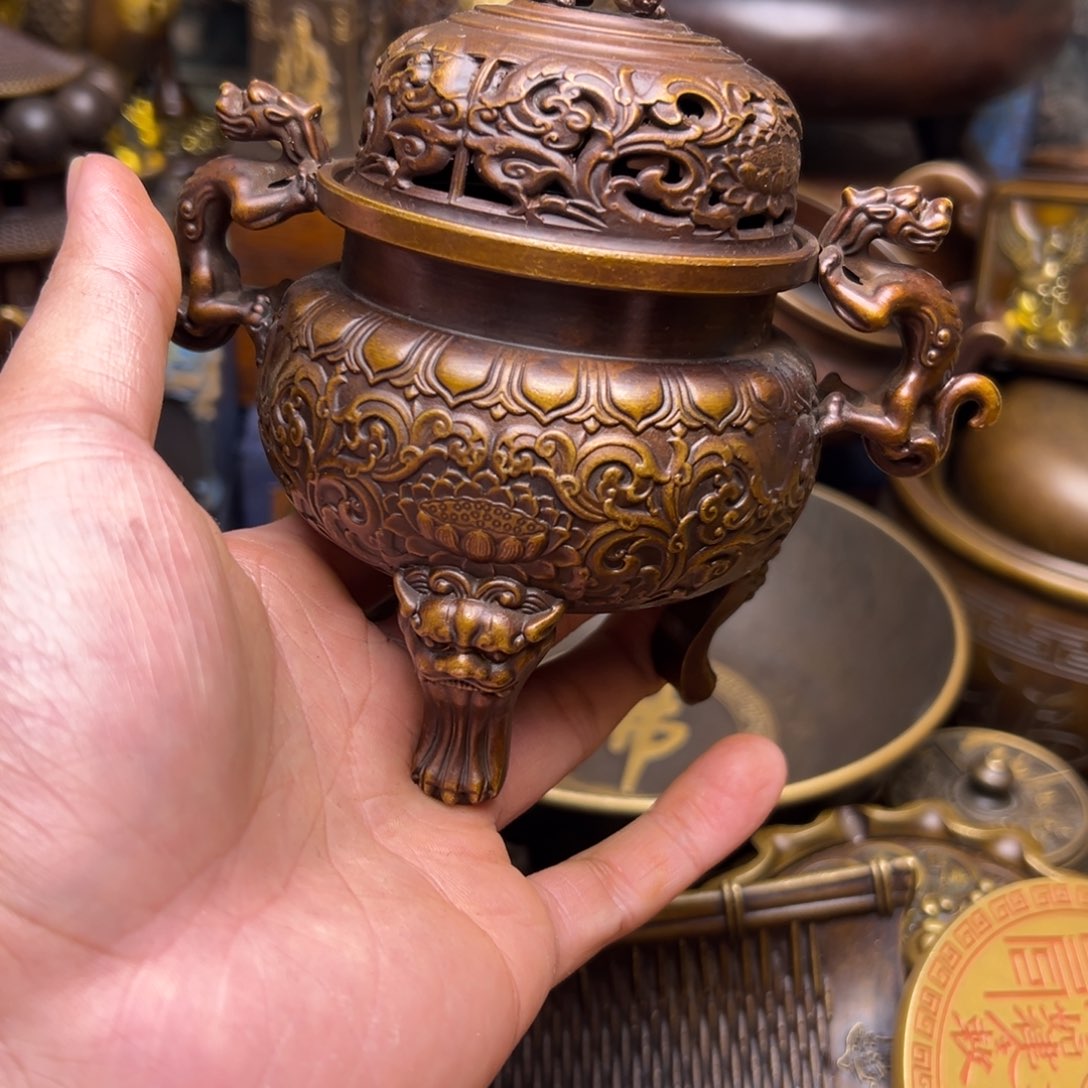 精美铜器点击下单