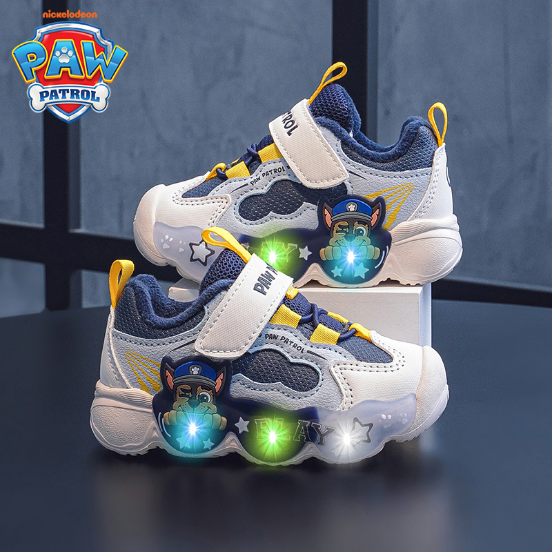 汪汪队加绒皮面闪灯科技运动儿童保暖防滑减震耐磨球冬季运动鞋